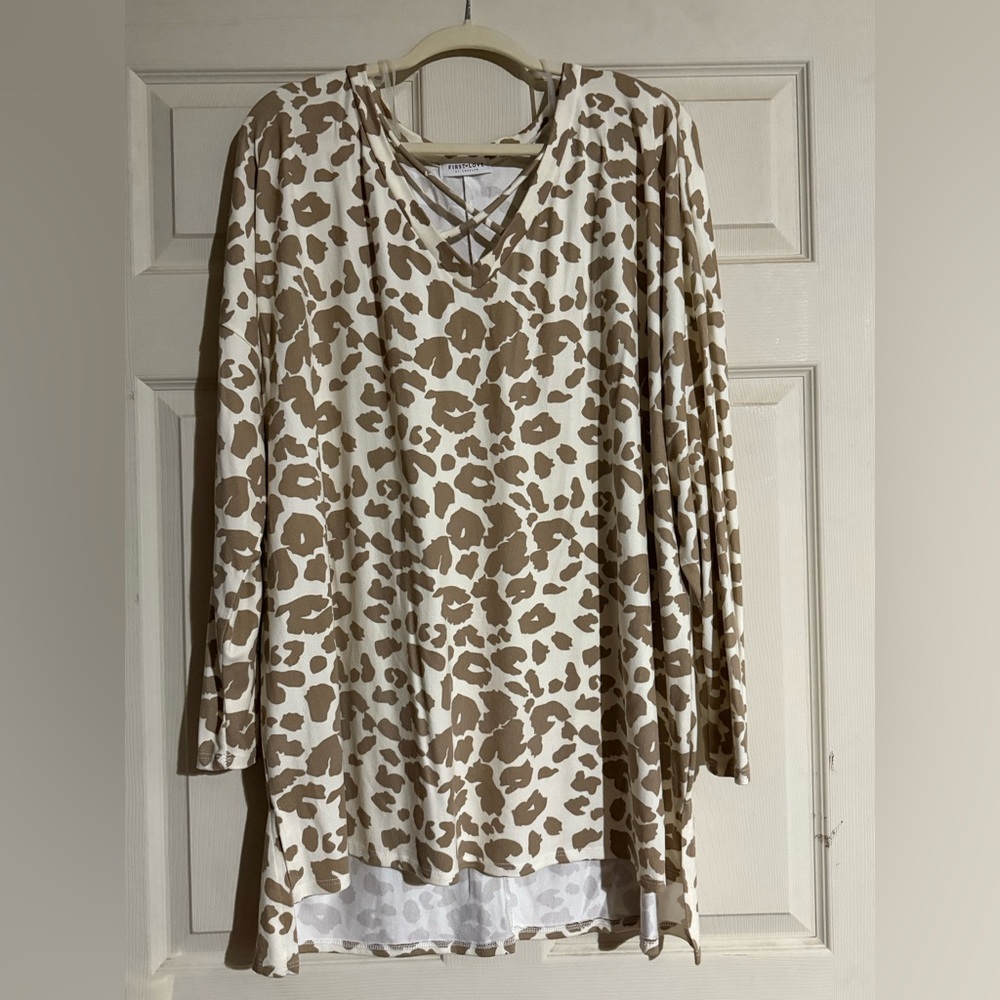 Leopard Print V-Neck Women's Top 3xl